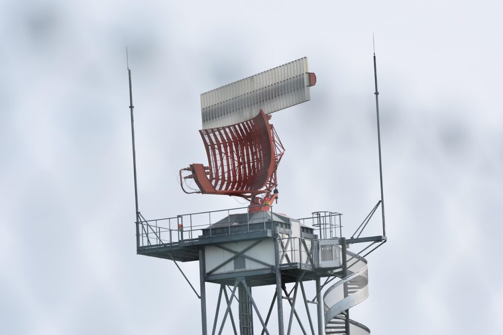Radar Systems Used in the USA airport radar, airport radar tower, airport, radar, tower, aviation, technology, communication, travel, flight, clearance, aviator, departure, radar, radar, radar, radar, radar